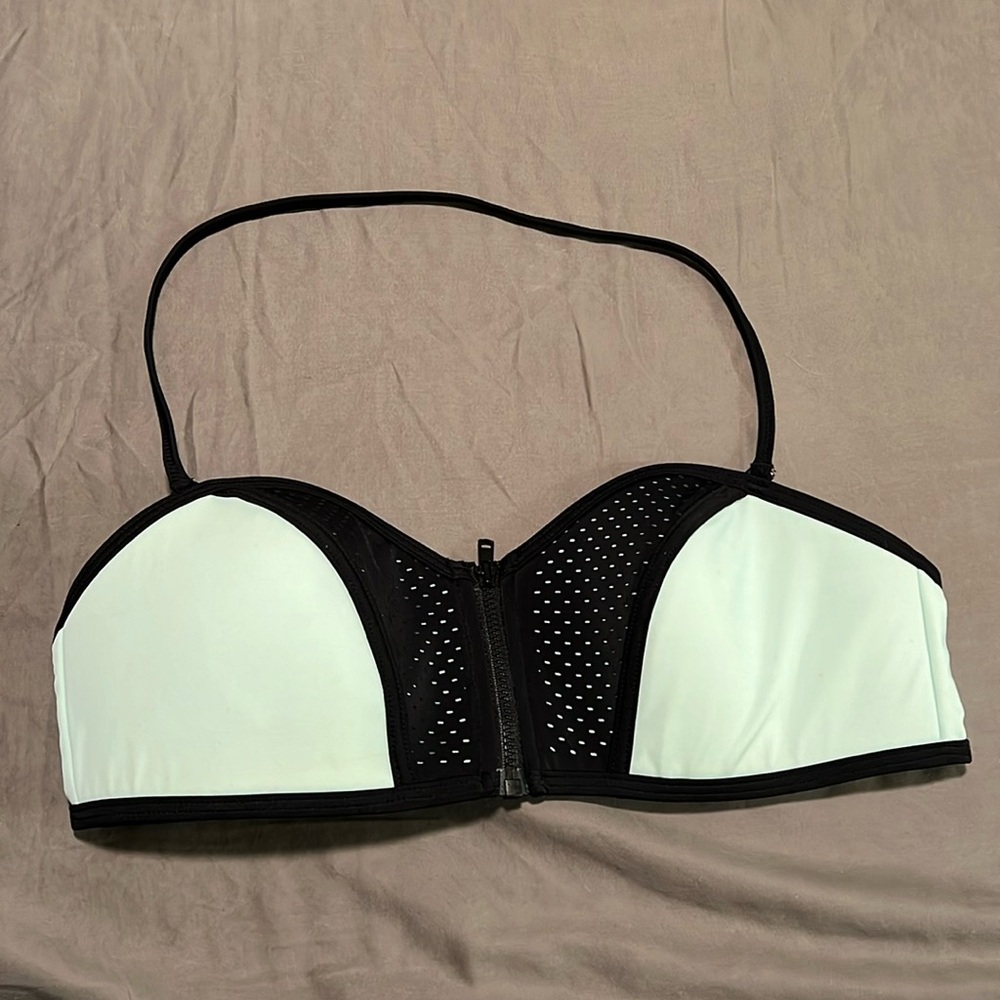 VS Pink Swim top